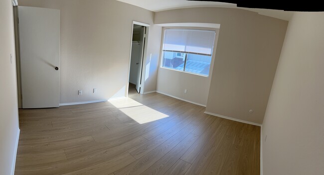 2nd Bedroom with walk-in closet - 10056 Melinda Way