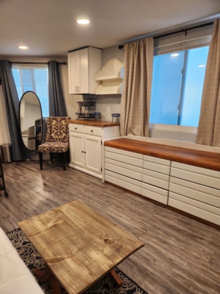 Building Photo - 1321 Myra Ct