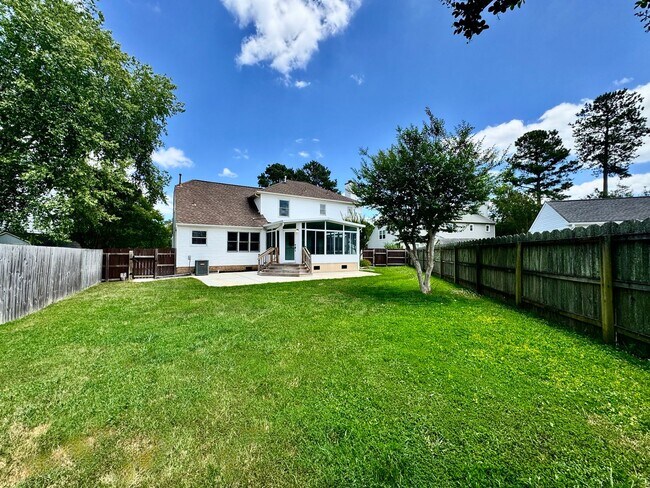 Building Photo - 2309 Cornstalk Ct