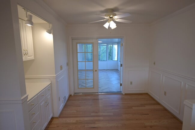 Building Photo - 1+ bed 2 bath home on a quiet cul-de-sac