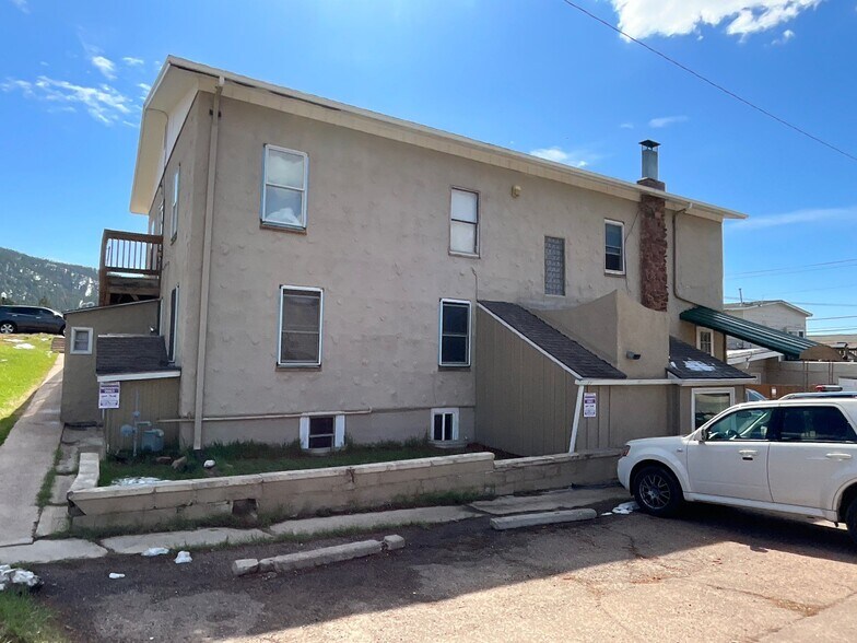 Building Photo - 115 N Park St