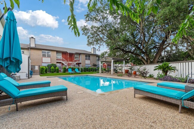 Building Photo - Langtry Apartments- 2 Bedroom 2 Bathroom
