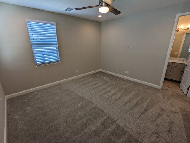 Building Photo - 11657 Bearpaw Meadow Ave