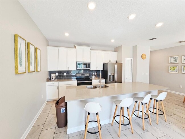 Building Photo - 850 Pebble Beach Dr