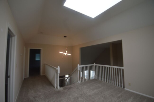 Building Photo - 4 Bedroom Capistrano Beach Home Minutes fr...