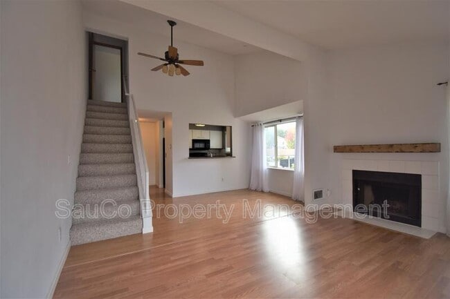 Building Photo - 9964 SW Trapper Terrace