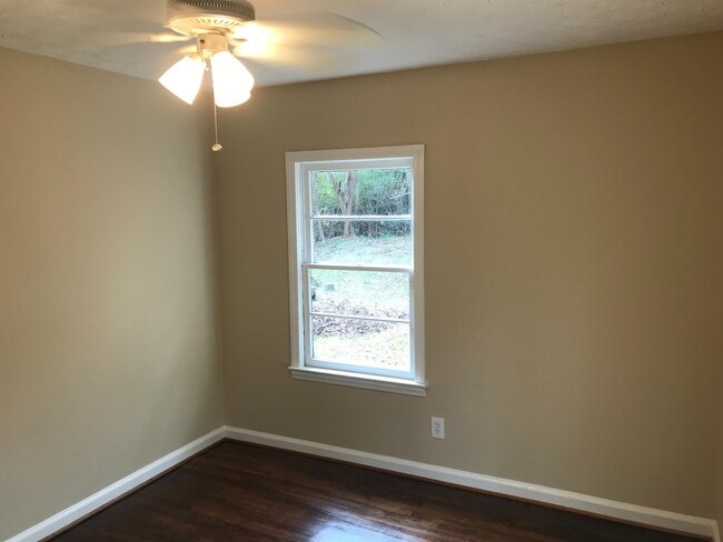 Building Photo - **UPCOMING**3 or 4 Bedroom / 1.5 Bathroom Home for Rent in Columbus, GA