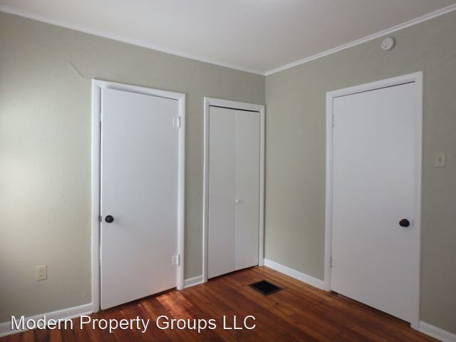 Building Photo - 2 br, 1 bath House - 111 E. Forest Ave