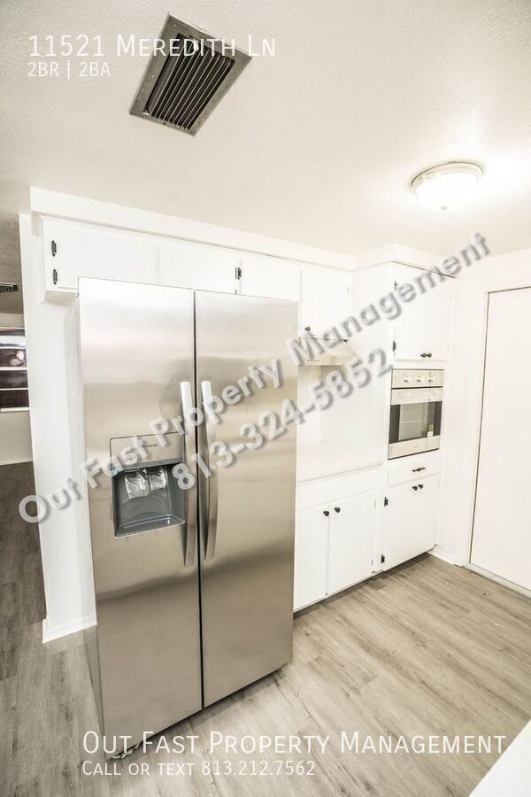 Building Photo - 11521 Meredith Ln