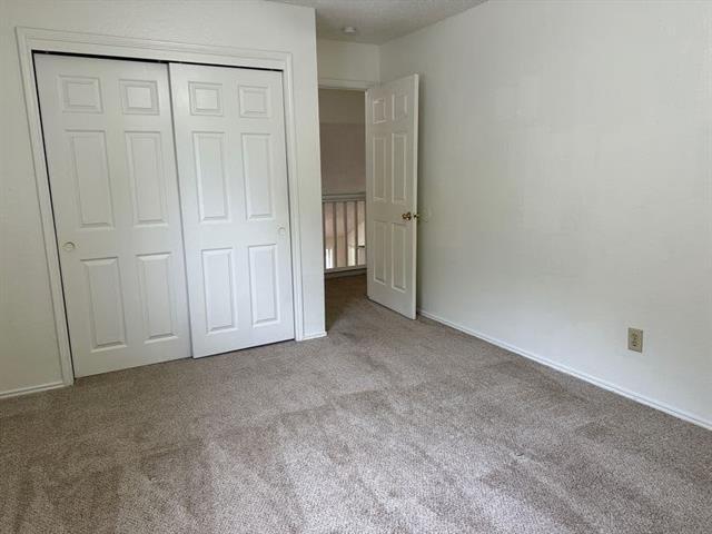 Building Photo - 8504 Willow Creek Ct