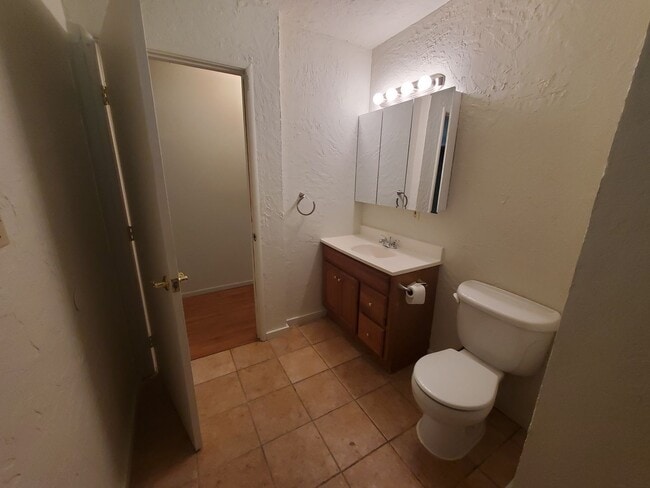 Building Photo - Price Reduced! 3 Bedroom 2 Bath House with Large Yard Available Now!