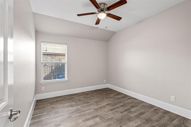 Building Photo - 303 Triple Crown Ln