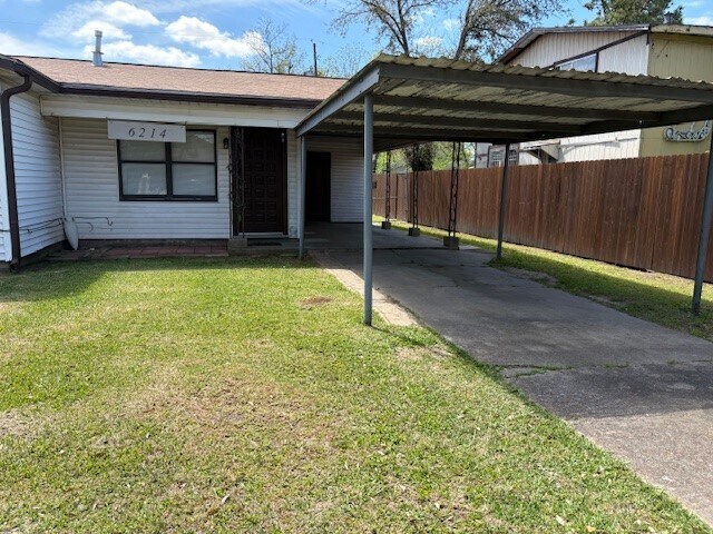 Building Photo - 6214 Iron Rock Ave