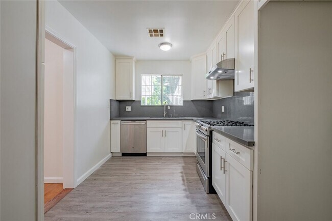 Building Photo - 16908 Los Alimos St