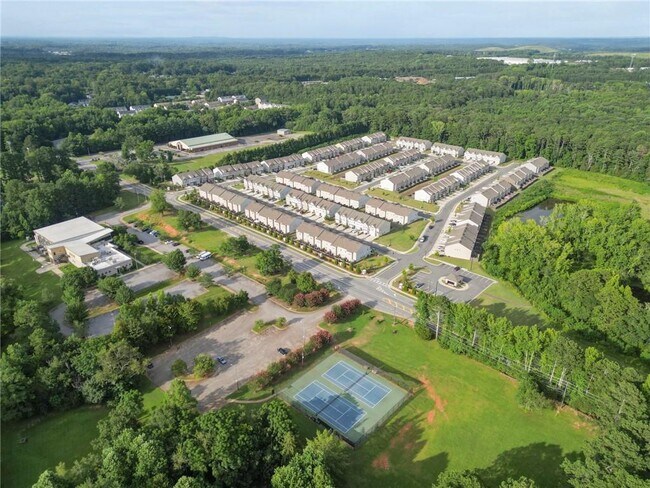 Building Photo - 1908 Plainsboro Dr