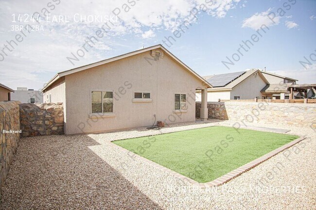 Building Photo - 14244 Earl Chokiski