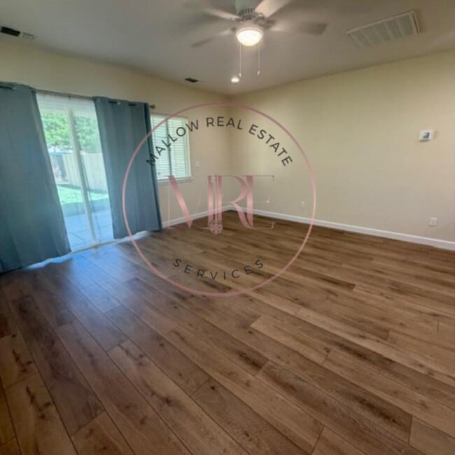 Building Photo - 1231 1/2 Eunice Dr