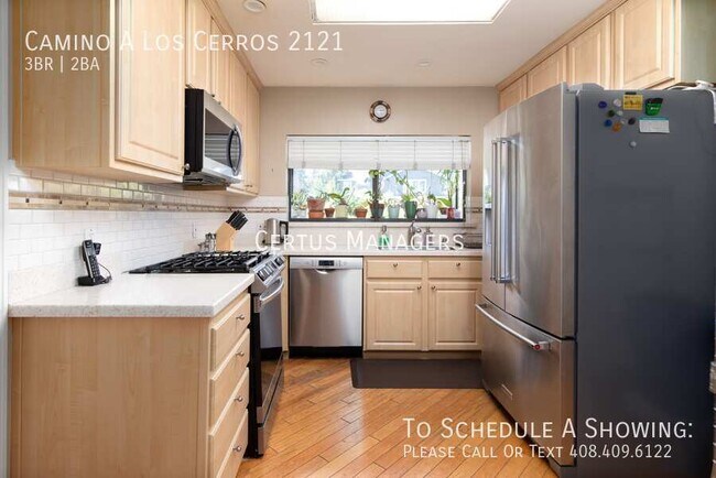 Building Photo - Camino A Los Cerros 2121-