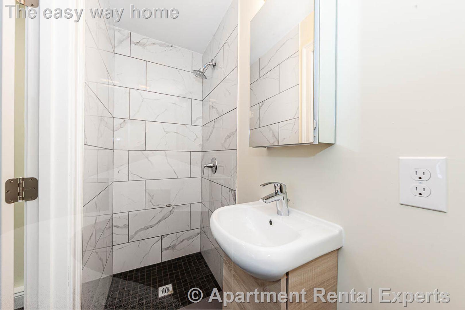 Building Photo - 28 Albion St