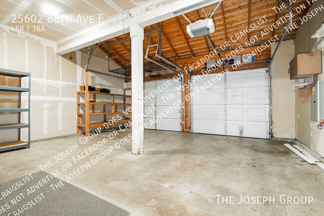 Building Photo - 25602 68th Ave E