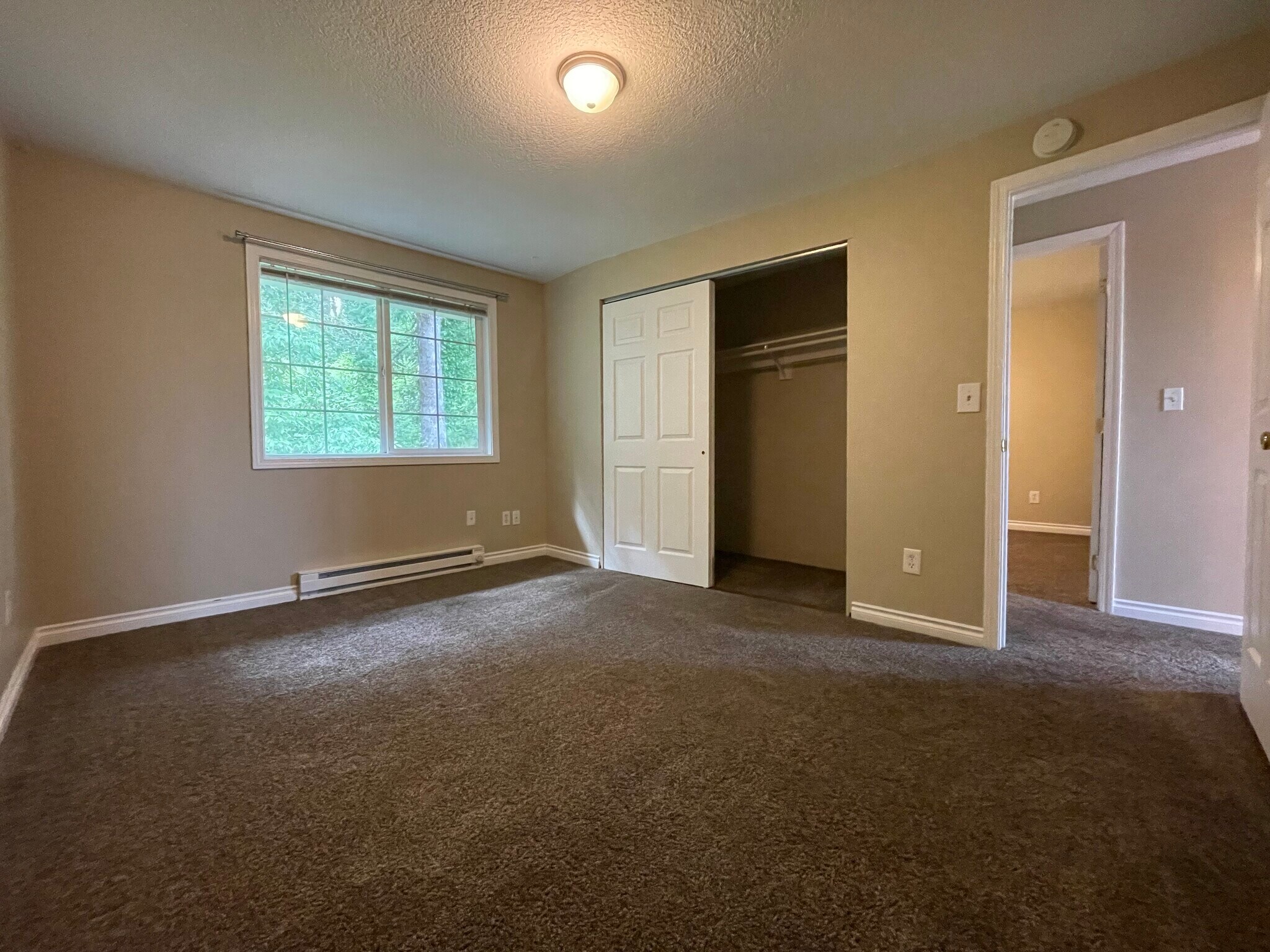 master bedroom - 4368 Imperial Dr