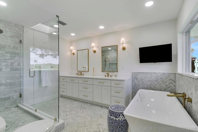 Building Photo - 13760 Sand Crane Dr