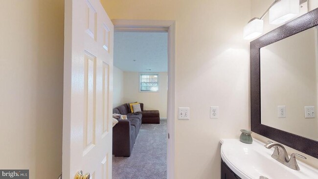 Building Photo - 12021 Calico Woods Dr