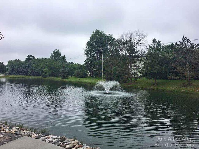 Building Photo - 1635 Weatherstone Dr