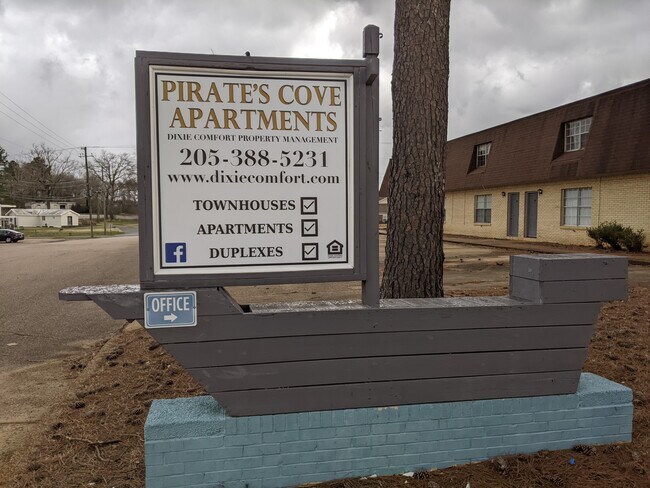Building Photo - Pirate Cove Apartments D3-D4