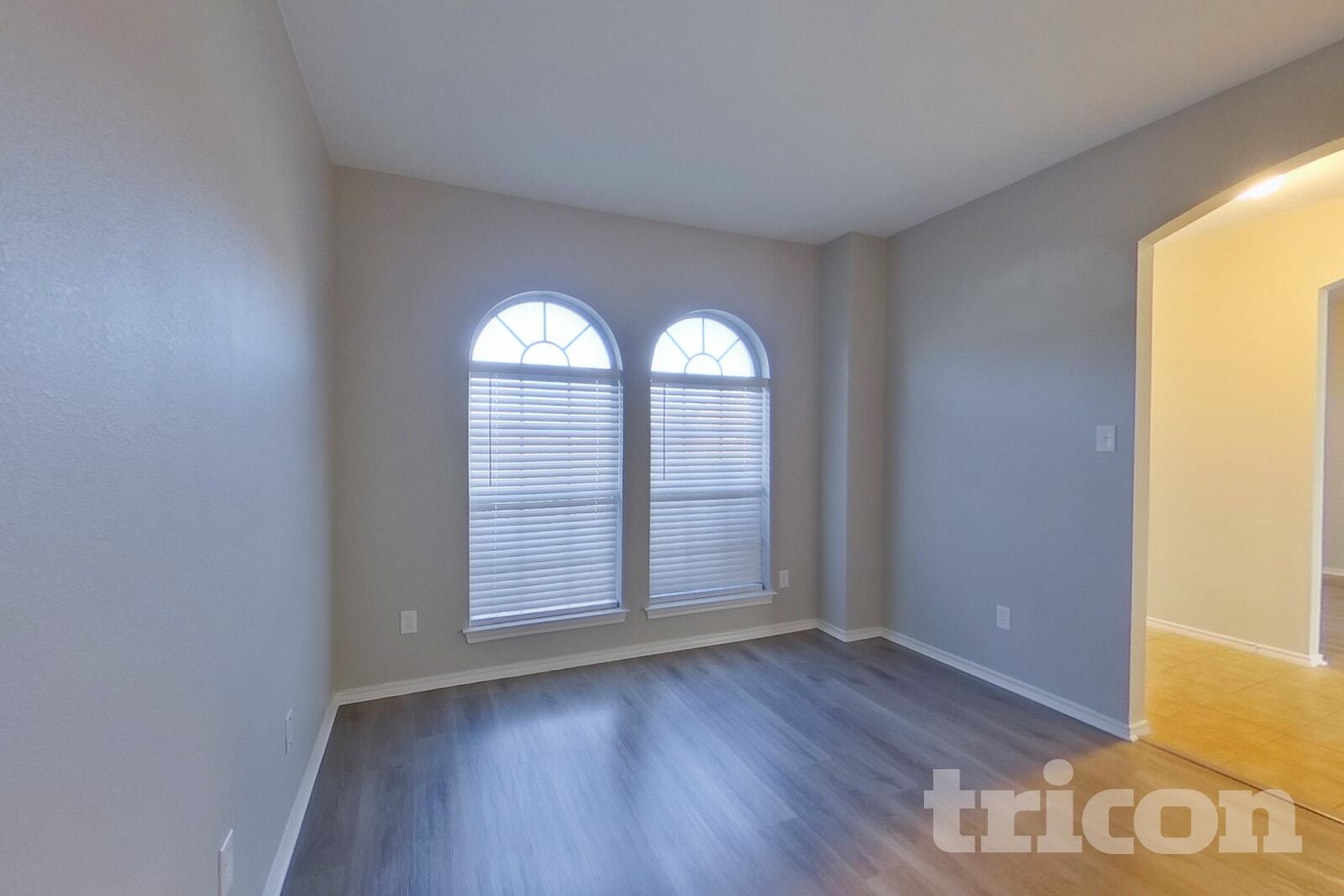 Building Photo - 1082 Suffolk Ln