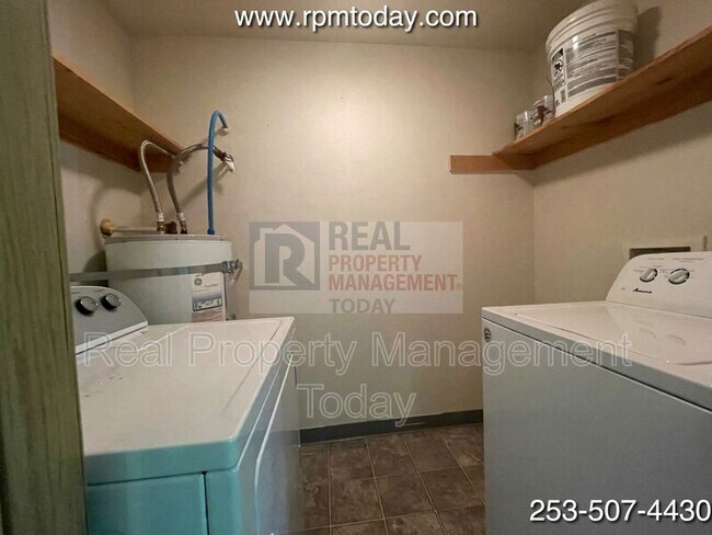 Building Photo - 3810 22nd Ave SE