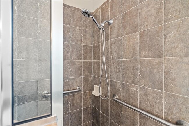 Building Photo - 4830 Sky Blue Dr