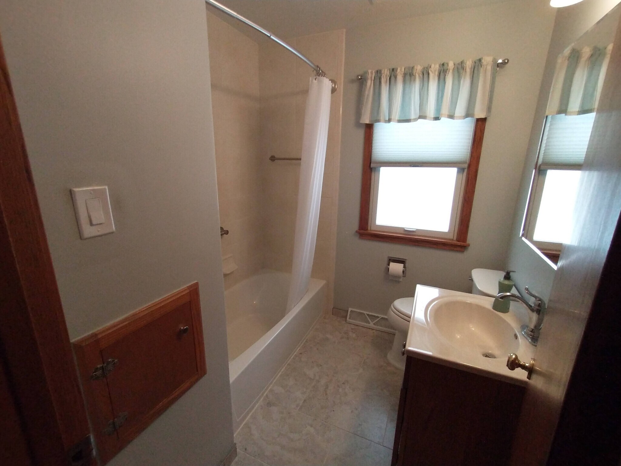 Bathroom #1 (next to 3 of the bedrooms) - 2163 Randy Ave