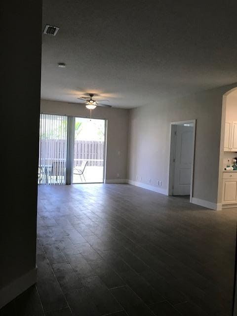 Building Photo - 10914 Oak Bend Way