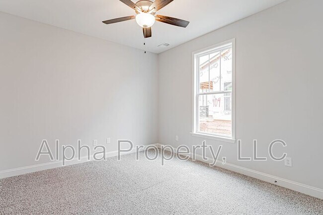 Building Photo - 73 Tannery Dr
