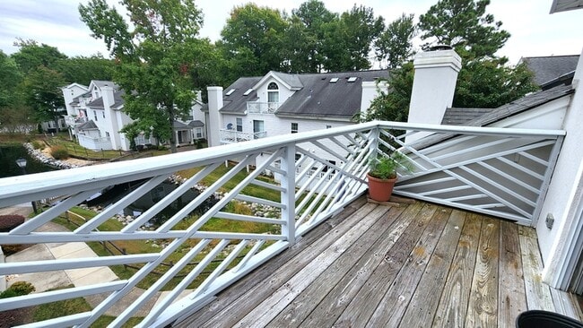 Building Photo - 457 Seahorse Run