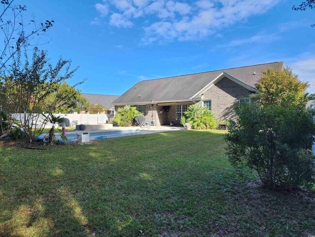 Building Photo - 2360 Clandon Dr