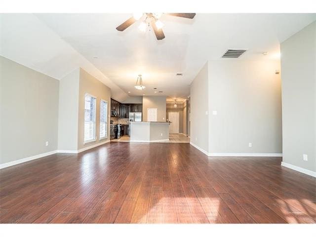Building Photo - 8009 Indian Palms Trail