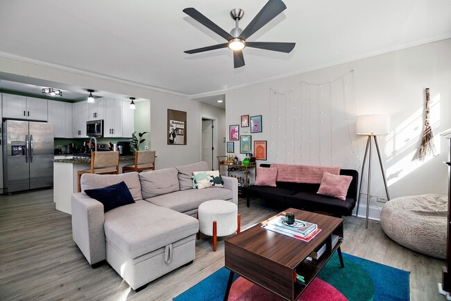 Building Photo - 1144 W Pratt Blvd