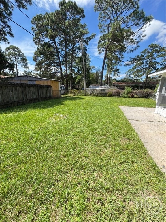 Building Photo - 2223 Mason Dr