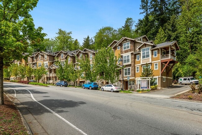 Building Photo - 2070 NW Talus Dr
