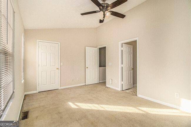 Building Photo - 5570 Fair Creek Way