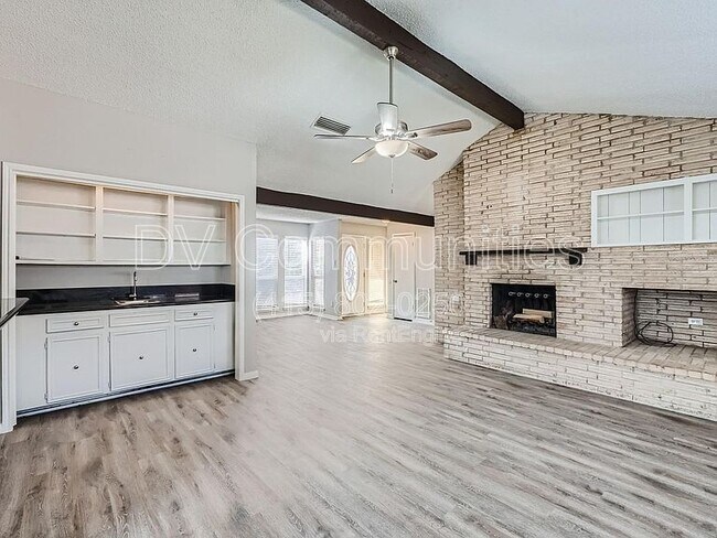 Building Photo - 16310 Cavendish Dr