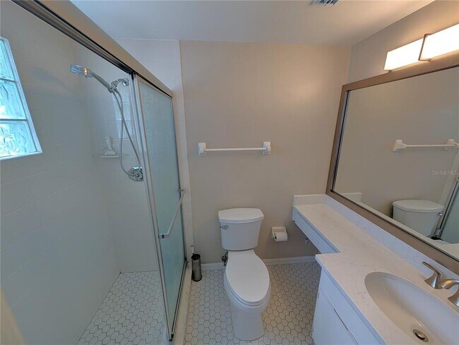 Building Photo - 3002 W Cleveland St