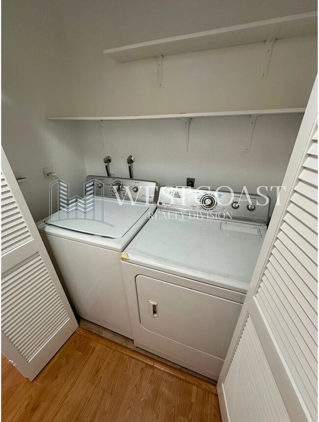 Building Photo - Beautiful Two-Story 3 Bed, 2 Bath Home in Calavera Hills Villas Community in Carlsbad