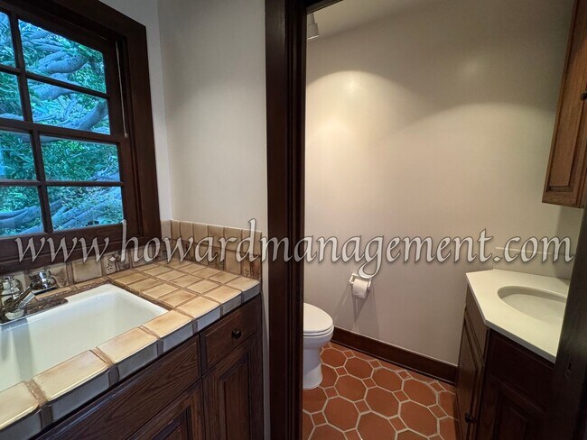Building Photo - ***OPEN HOUSE 6/13 (11am-1pm)*** Contempor...