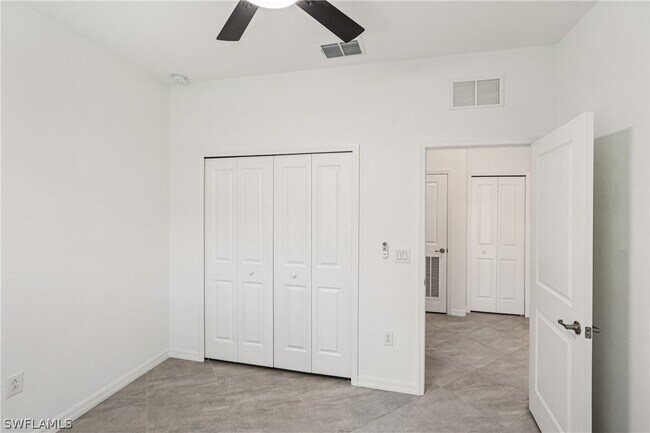 Building Photo - 1751 Alameda Dr