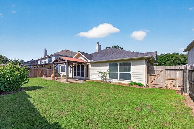 Building Photo - 3830 Flatwood Dr