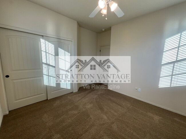 Building Photo - 4709 E Portola Valley Dr