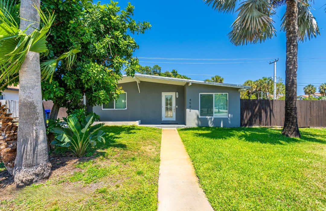 Building Photo - 4500 NE 18th Ave